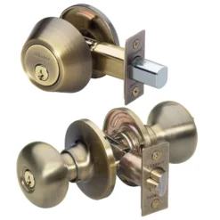 Biscuit Style Knob Entry Door Lock with Single Cylinder Deadbolt; Combo Pack; Antique Brass, WR3/5